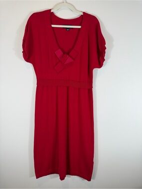 Chetta B Sunhee Bright Red Knit V‑Neck Midi Dress with Bow Accent Medium